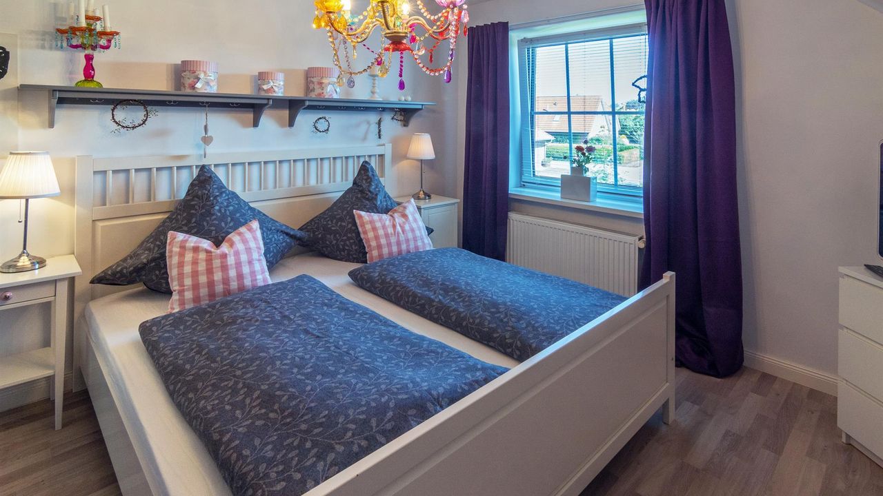 Schlafzimmer klein OG II Schlafzimmer klein OG II